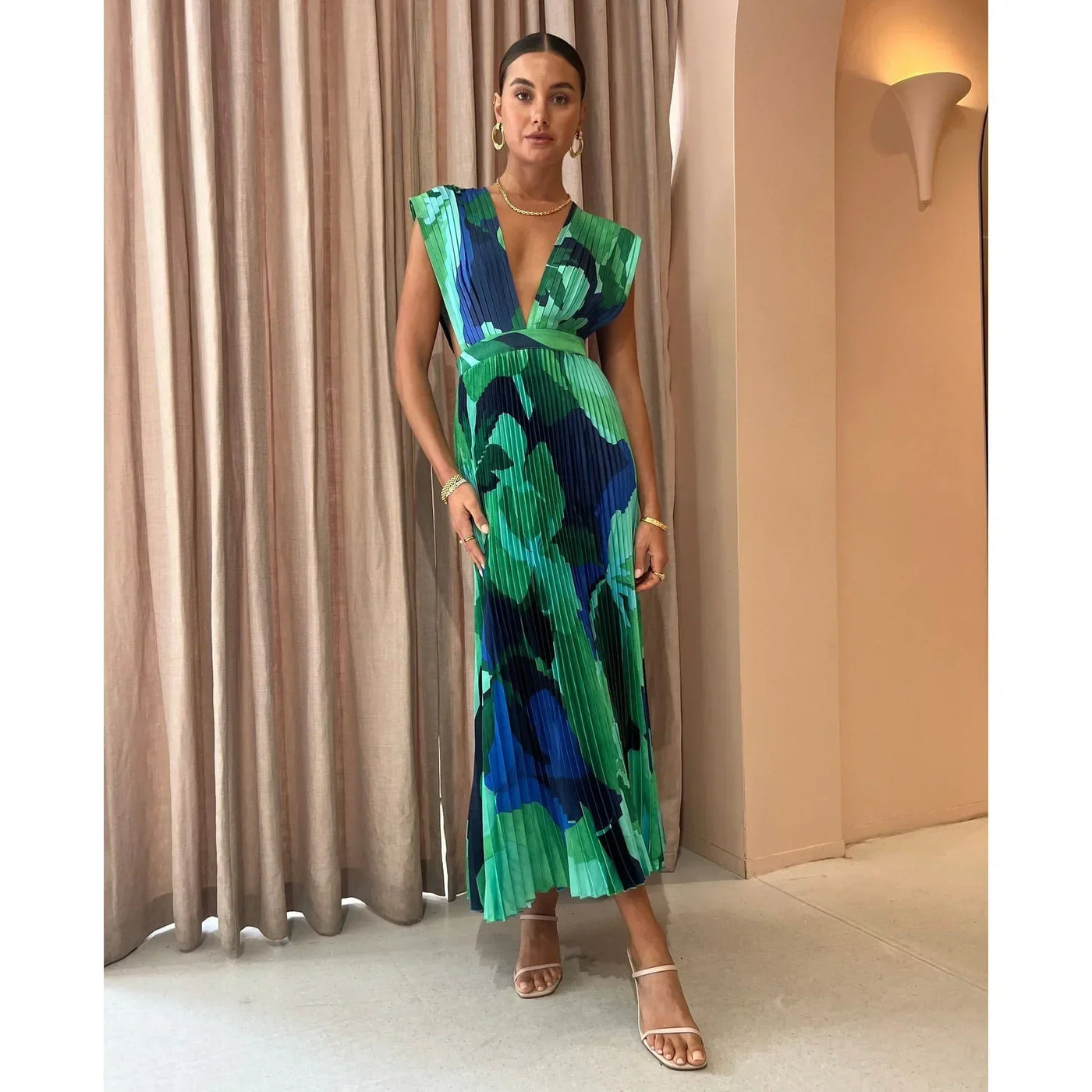 Plissee-Midikleid | Florales Muster | Elegante Silhouette