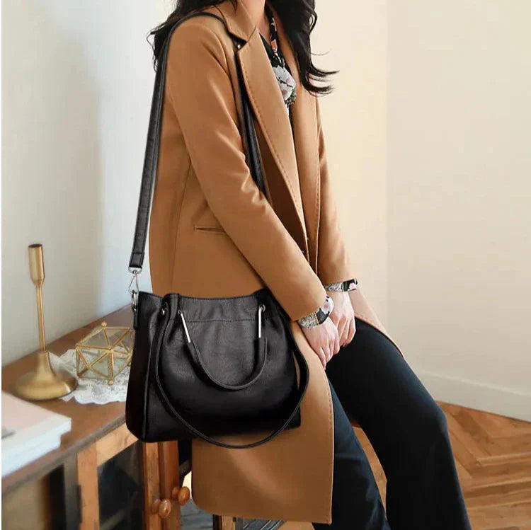 Ella | Eimertasche aus Leder im Retrostil