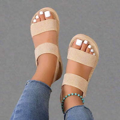 Salwina | Sommer-Sandale mit leichter Keilsohle aus Premium-Material