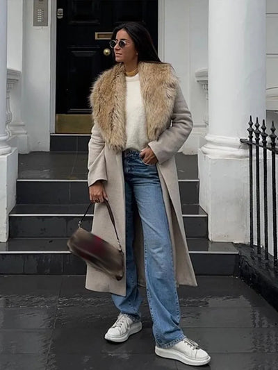 Mantel mit Kunstpelzkragen | Taillengürtel | Elegante Silhouette