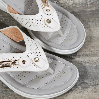 Darlene - Flip‑Flops mit niedrigem Absatz