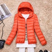 Ultraleichte Daunenjacke Avellé – Orange Kapuze