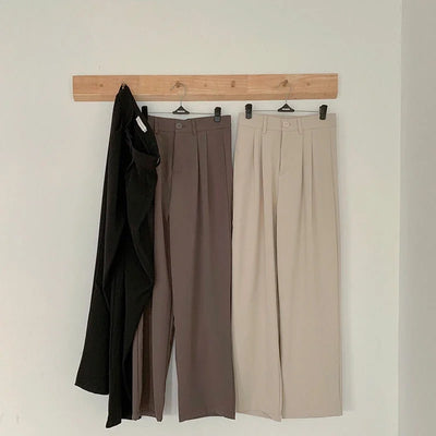 Frida Anzughose mit Bundfalten High Waist