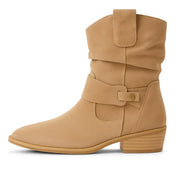 Calluna - Wadenhohe Stiefel mit Blockabsatz und Soft-Touch-Finish – Beige