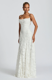 SOFIA | Elegantes Spitzen Maxi Kleid – Weiß