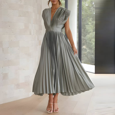 Plissiertes Midikleid | Wickelausschnitt | Eleganter Schwung