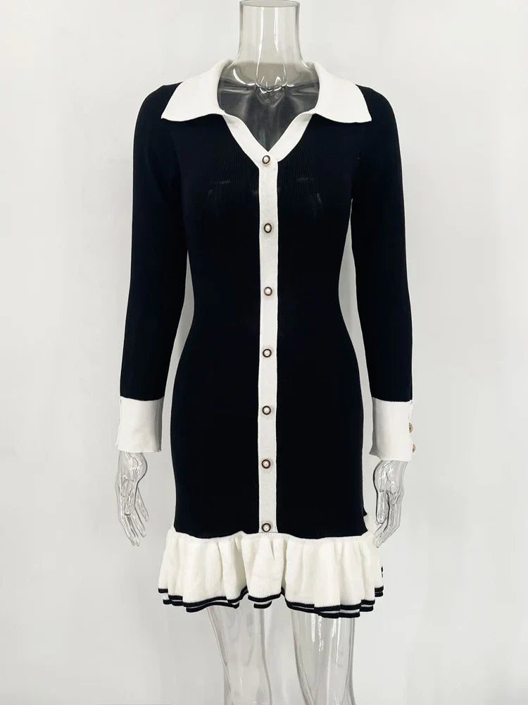 Strick-Minikleid mit Rückenausschnitt und Bandage-Design – Amira