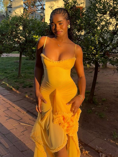 Trendiges Maxikleid mit Rüschen und Spaghettiträgern – Loyza