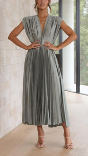 Maria – Elegantes Damen Plisseekleid – Grau