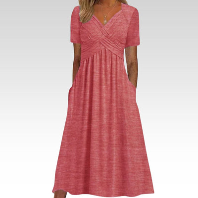 Hainah | Flatterndes Kleid