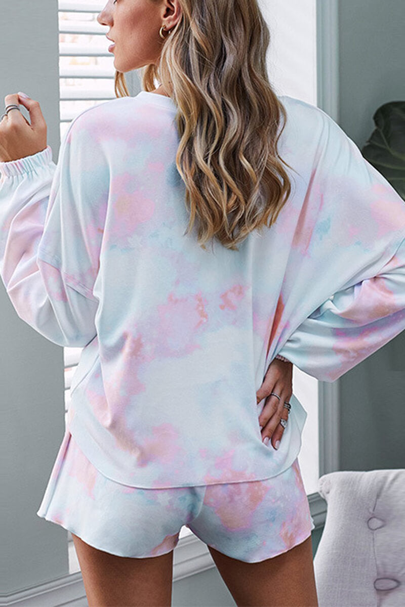 Verspieltes Pyjama Set mit Stil für Entspannung