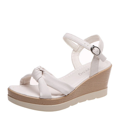 Keilabsatz-Sandalen mit Kreuzriemen für Damen