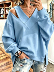 Aurelia - Soft-Touch-Sweatshirt mit V-Ausschnitt und Cut-out-Details – Himmelblau