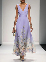 Rose | Hellblaues Blumenmuster-Chiffon-V-Ausschnitt-Maxikleid – Lila