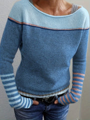 Mia | Eleganter Pullover Damen breit und gestreift – Blau