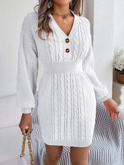 Nina | Damen Strickkleid stilvoll langärmlig & mit Knöpfen – Weiß