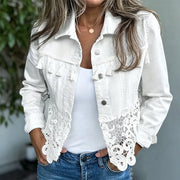 Anselia - Jacke mit Spitzenbesatz und Knopfverschluss – Weiß
