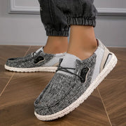 Salvion | Atmungsaktive Herren-Slipper mit rutschfester Sohle – Schwarz