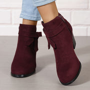 Heloise | Damen Stiefeletten mit Blockabsatz und Rückenschleifendetail – Rot