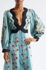 Katrielle | Himmelblau besticktes Kleid – Blau