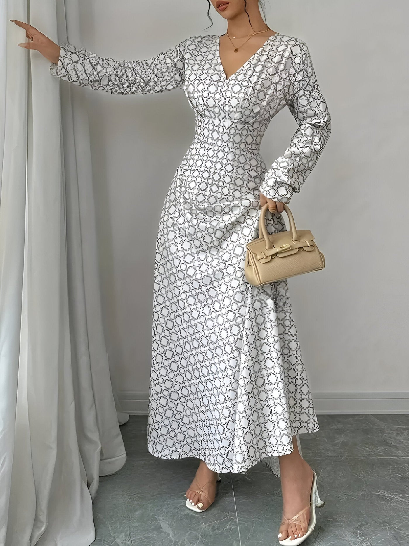 Annika | Entfessele Deine Innere Eleganz