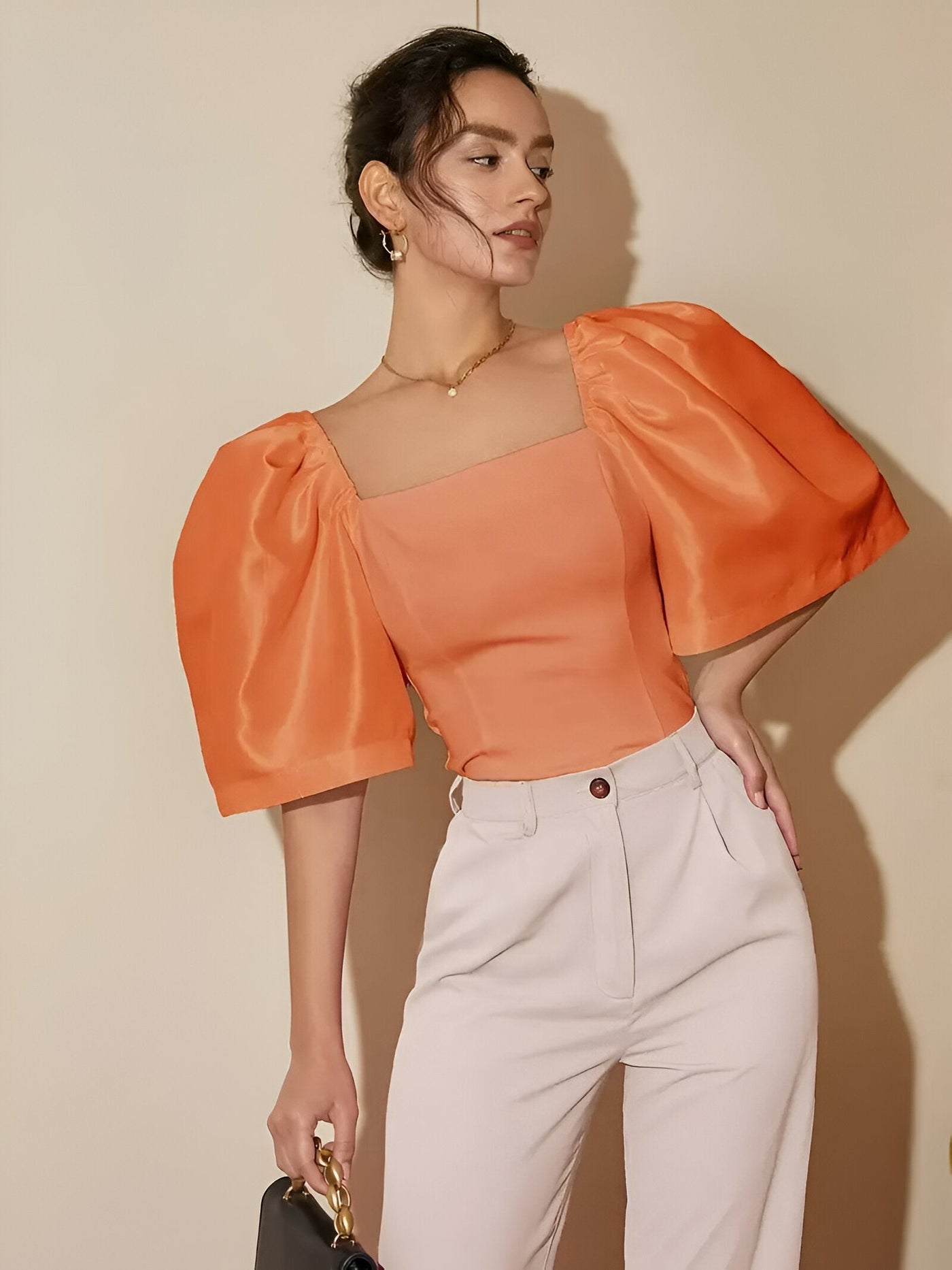 Garnet | Mühelose Eleganz in jedem Stich