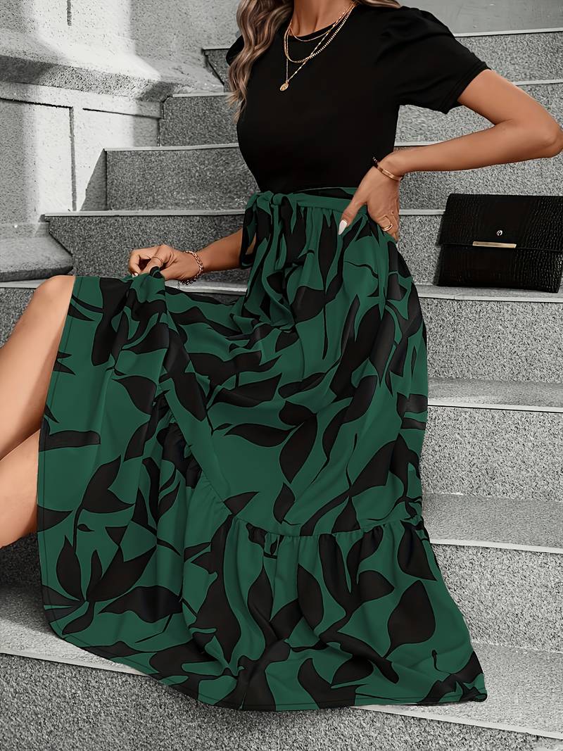 Penelope – kleid mit blumendruck und rundhalsausschnitt