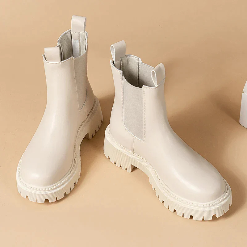 Esther | Damen Chelsea Boots | Schwarz