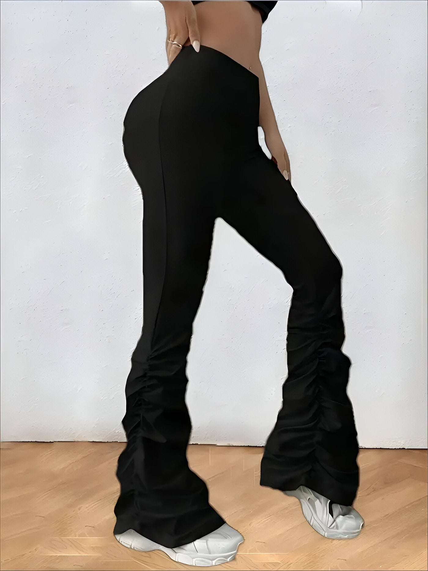 Lesley | Trendige High-Waist Flared Pants für einen mühelosen Stil