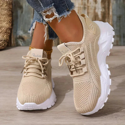 Damen Sneaker mit Strickdesign und verstärkter Sohle