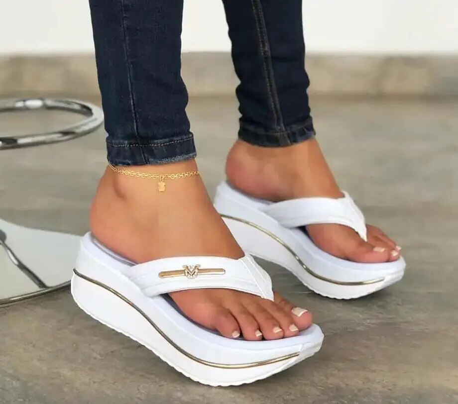 Rita - Bequeme Keilsandalen für Damen