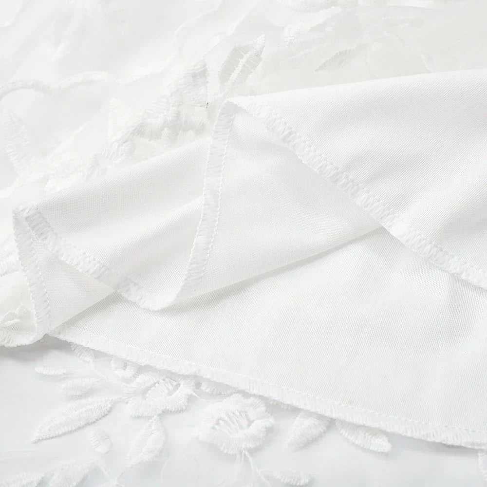 Bellona – Elegantes Minikleid aus Spitze