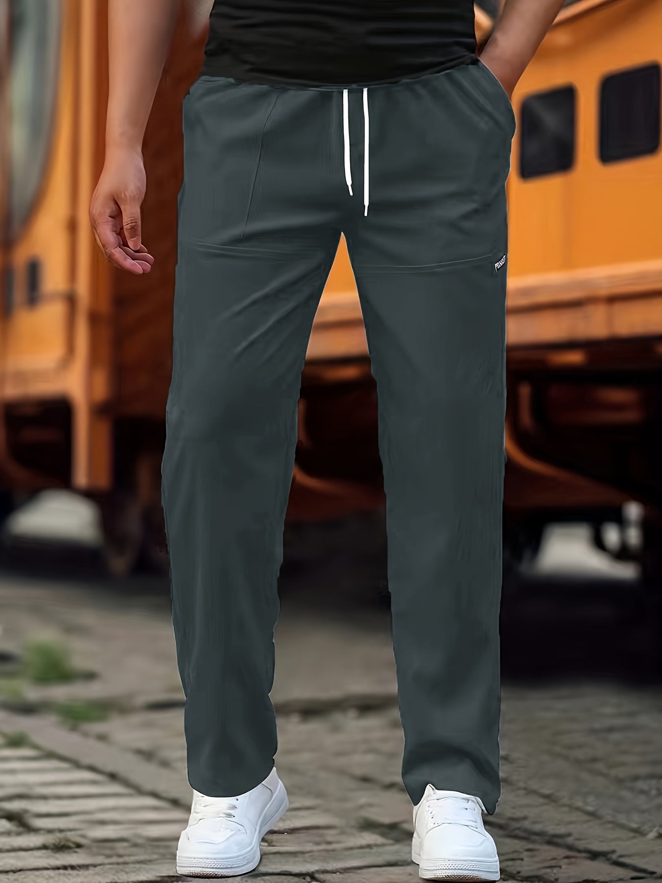 Leichte Sporthose für Herren