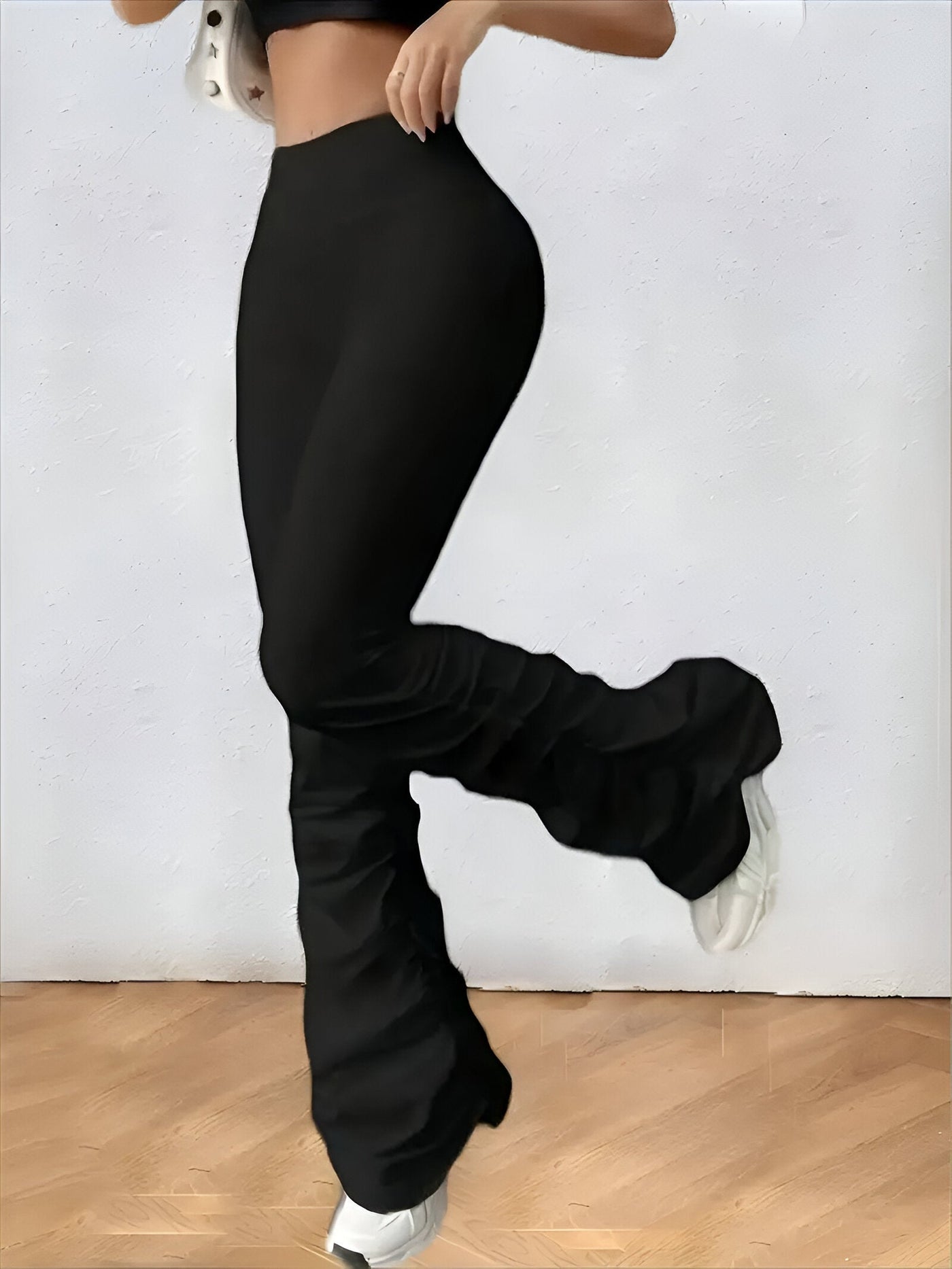 Lesley | Trendige High-Waist Flared Pants für einen mühelosen Stil