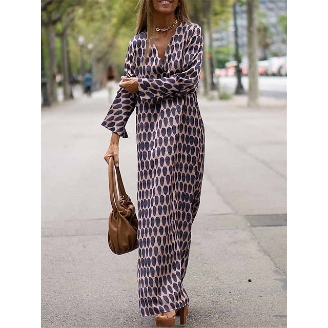 Maxikleid mit printmuster und langen armeln