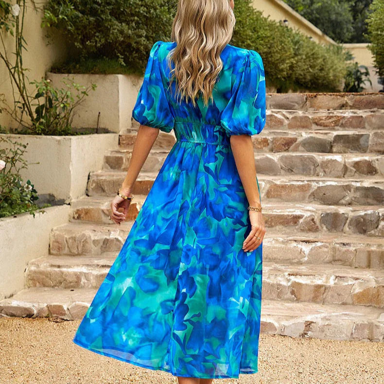 Innova | Elegantes Kleid mit V-Ausschnitt