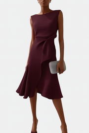 Ärmelloses Midikleid für Damen mit drapiertem, asymmetrischem Saum – Bordeaux