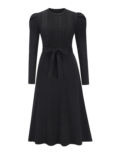 Strickkleid mit Taillengürtel | Strukturmuster | Midilänge