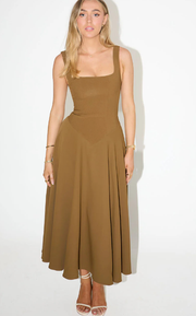 Emilia | Elegantes Kleid mit Midi Länge – Braun