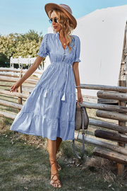 Lisa | Sommerkleid mit elegantem, luftigen Schnitt – Blau