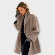 Elegante Übergangsjacke aus Wolle – Karamellbraun