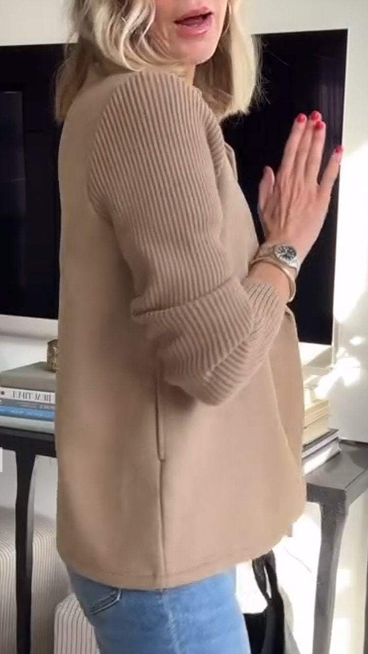 Olivia | Doppelreihiger Strickblazer