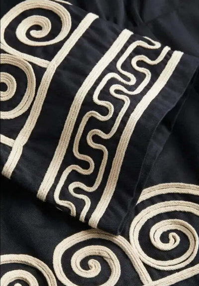 A-Linien Kleid mit Stickerei | Weite Ärmel | Elegant und Modern