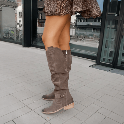 Stiefel mit Schleifendetail | Hoher Schaft | Weiches Velours-Design