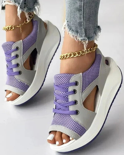 Sneaker-Sandalen mit Cut-Outs | Schnürung & Plateausohle | Sportlich-Luftiger Style