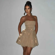Mira – Glitzerndes, schulterfreies Tüll-Minikleid mit Schleifendetail – Gold