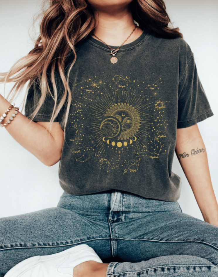 Divination - Astrologie gestaltetes Shirt