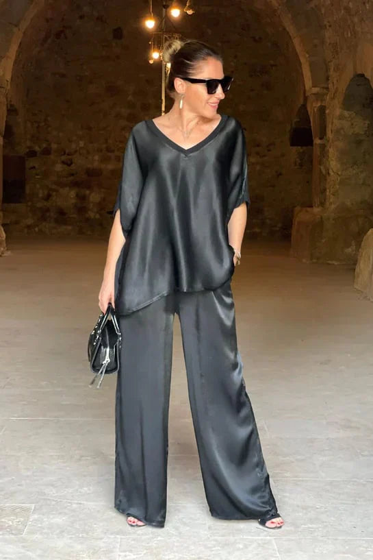 Britt | Luxuriöses Satinset für Frauen