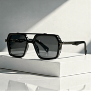 Sonnenbrille quadratisch UV400 mit Metallbügeln – Schwarz