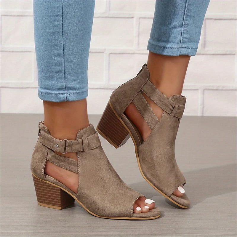 Stiefeletten mit Cut-Outs | Blockabsatz | Offene Zehenpartie